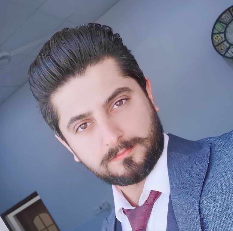 Lecturer