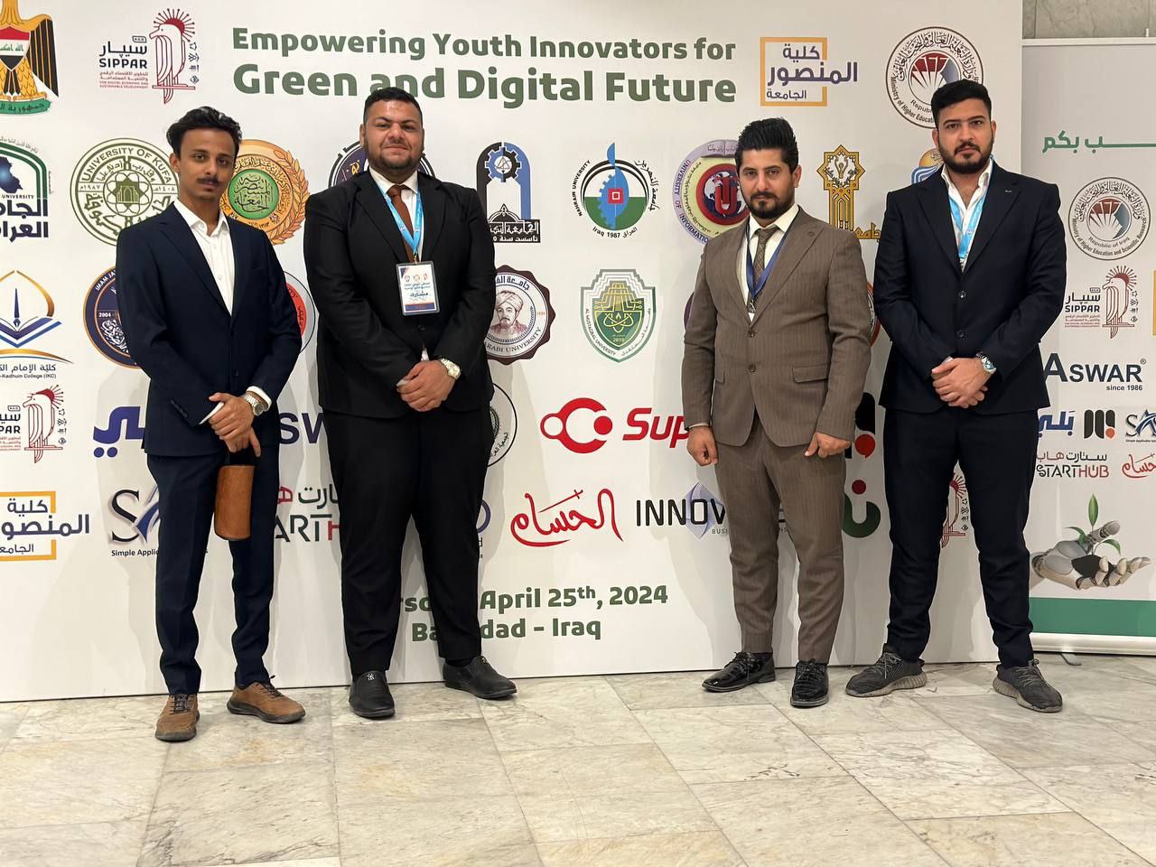 كلية الهندسة والتقنبات الهندسية تشارك  في الملتقى الثالث لمشاريع التخرج المتميزة في كلية المنصور الجامعة