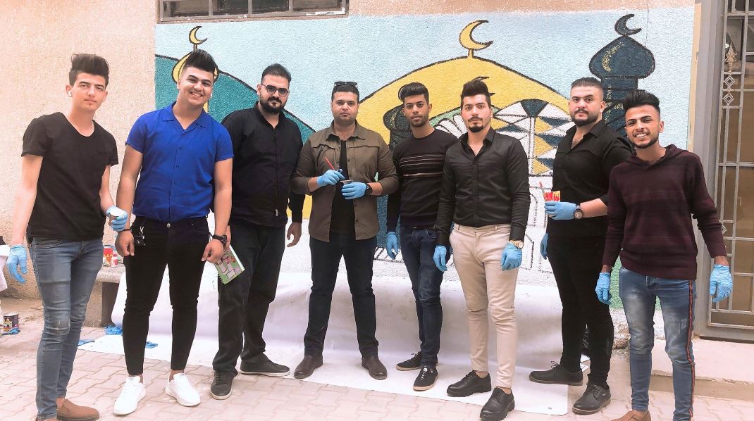 الفن والموهبة يحولان الجدران الى الوان جميلة
