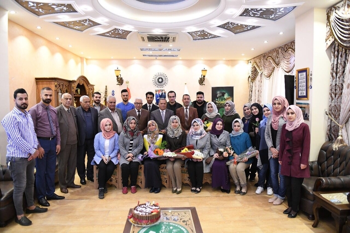 تهنئة بمناسبة عيد المعلم 