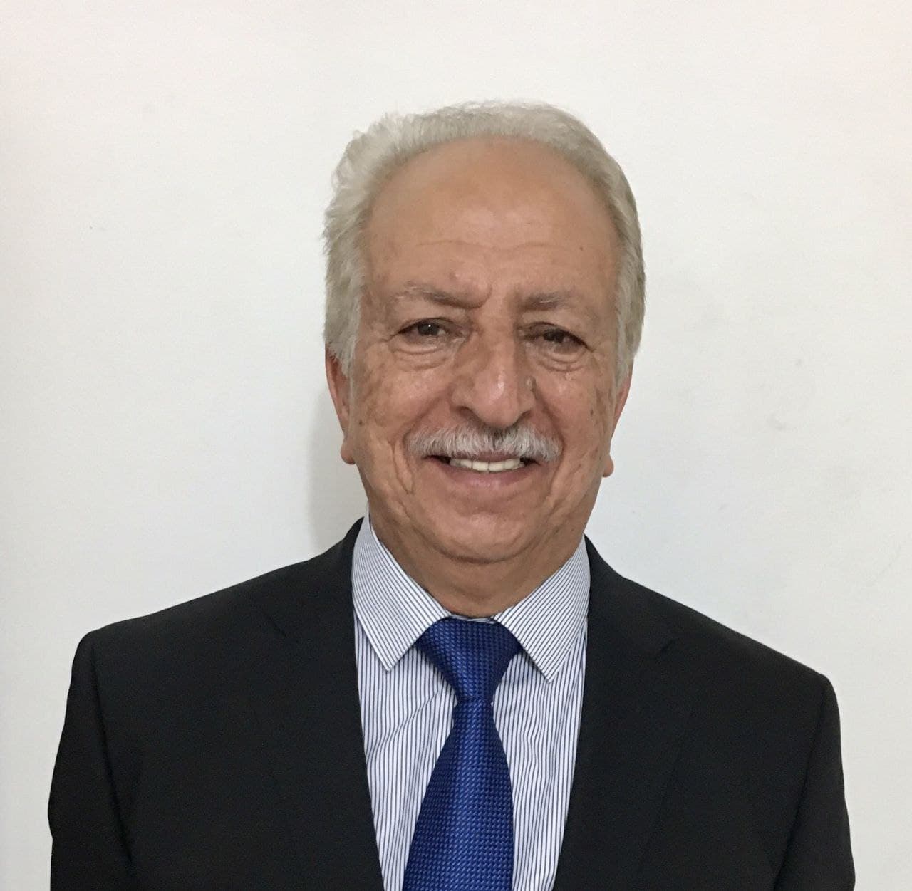 مقال علمي تحت عنوان"رؤية تحليلية  لادارة الدين العام الحكومي ( Governmental Debit) "