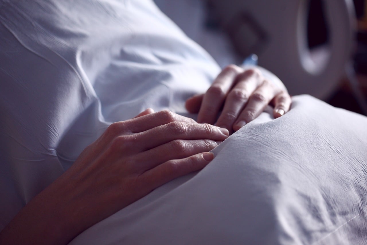 Terminal Lucidity: Why Do Some People Experience Mental Clarity Before Death? (صحوة الموت) 