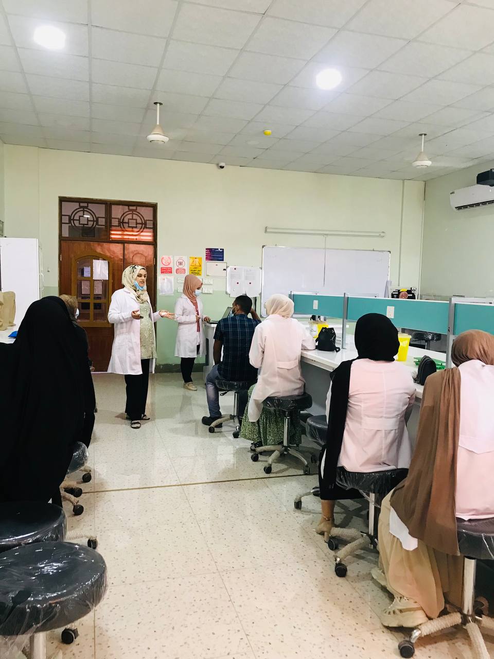 ورشة تثقيفية بقسم الصيدلة  عن مرض ال leukemia 
