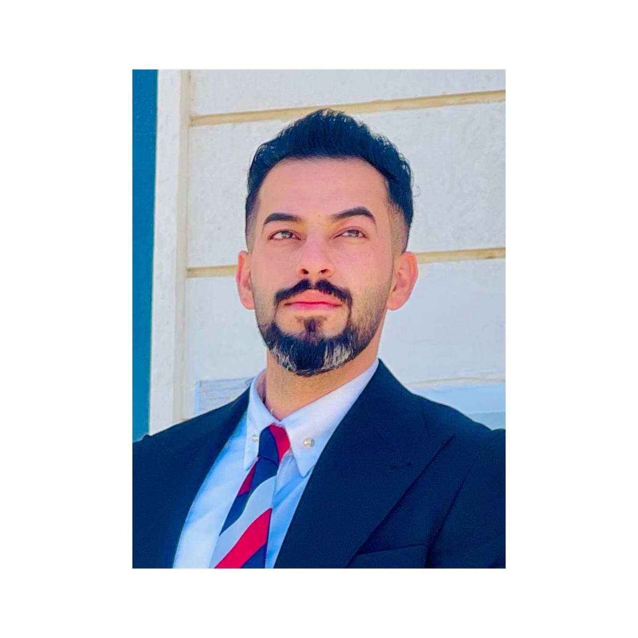 مقاله علمية للمعيد علي قيس عبدالمطلب بعنوان: (التركيب الكيميائي للبروتينات)