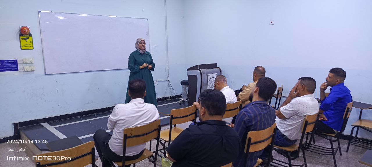 لجنة الانشطة تجتمع بممثلي المراحل الدراسية 