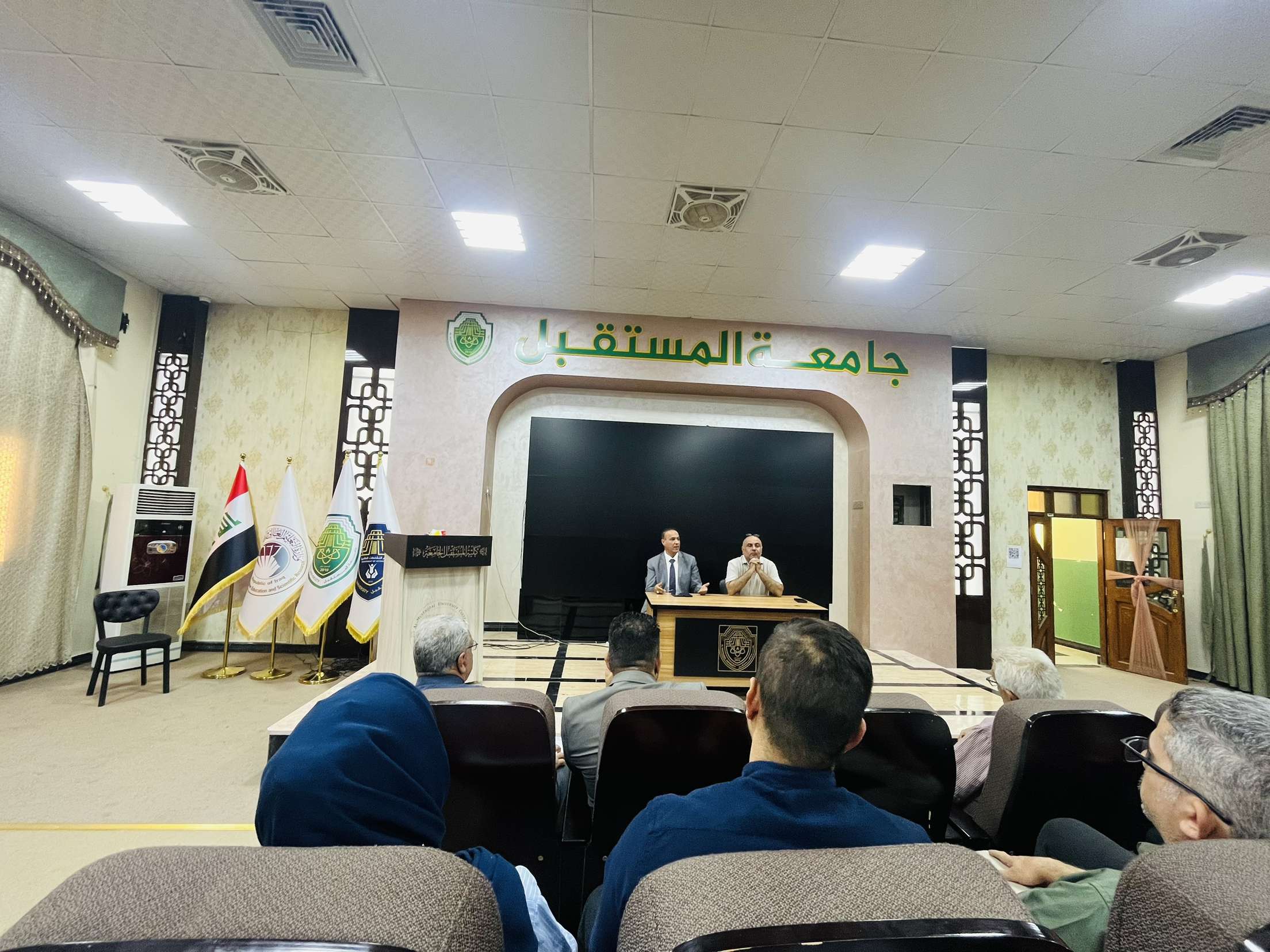 اجتماع عميد كلية الهندسة والتقنيات الهندسية حول مسار بولونيا...