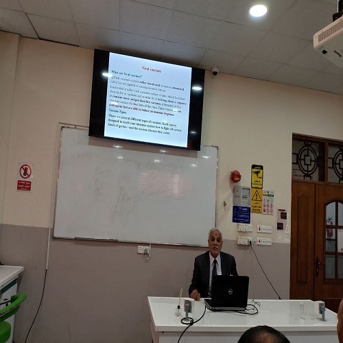 سمنار علمي بعنوان  Vaccine,Vaccinia, Vaccinology
