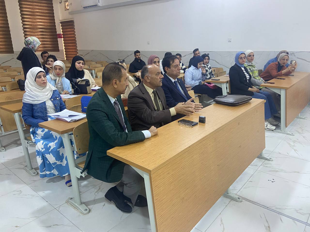 قسم الاعلام بجامعة المستقبل ينظم ندوة علمية بعنوان مستوى التربية الإعلامية وعلاقته بالابتزاز الإلكتروني في العراق