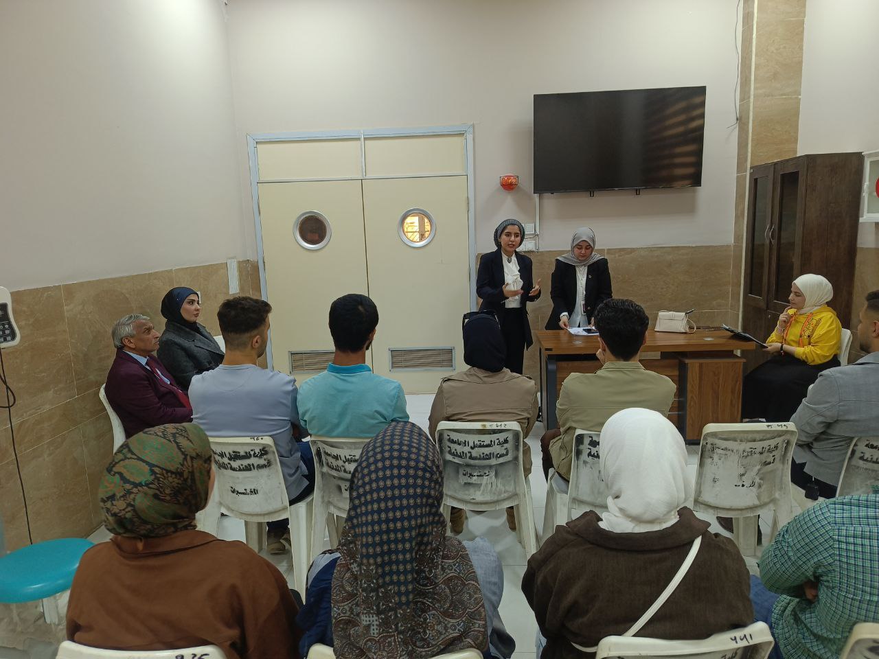 اجتماع سفراء الاستدامة لكلية طب الاسنان في جامعة المستقبل 