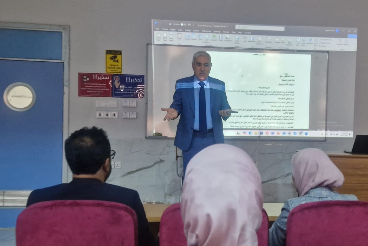 ندوة علمية حول "كيفية علاج المخدرات" في قسم التربية الفنية بمشاركة سفراء الاستدامة