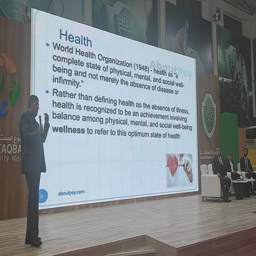 تقيم كلية التقنيات الصحية و الطبية حلقة حوارية بعنوان ( protecting and improving the health of people and their communities ) 
