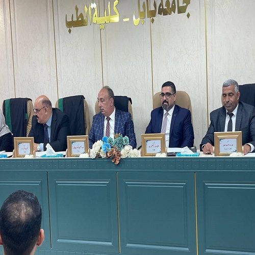 جانب من مشاركة احد تدريسي قسم تقنيات التخدير كعضو لجنة مناقشه رسالة ماجستير