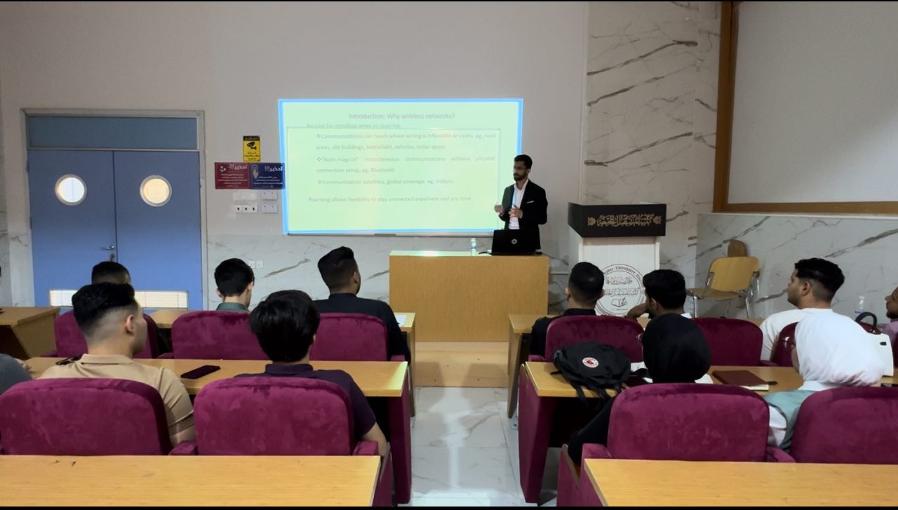 التدريسي في قسم الامن السيبراني م.م.علي زهير يقيم ورشة علمية بعنوان "Scientific workshop entitled Advanced Communications Networks"