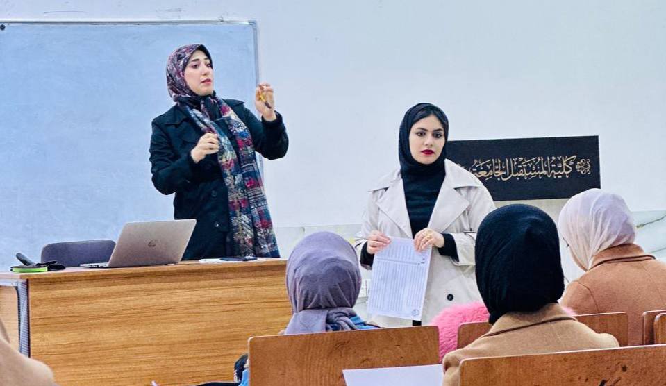 ورشة علمية للتدريسي (م.م سكينه طالب خير الله، م.م لبنى علي جليل ) بعنوان" القلق والتوتر قبل الامتحانات"