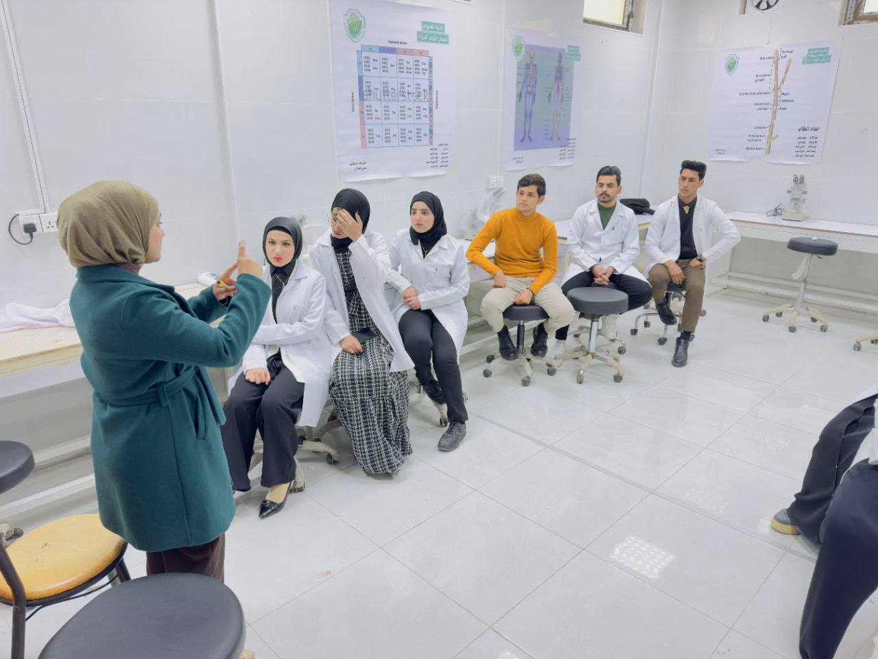 تحقيقاً لأهداف التنمية المستدامة نظم سفراء الإستدامة في قسم التقنيات الأحيائية الطبية ورشة علمية بعنوان(أساسيات سحب الدم مع طرق حفظ العينات ) لطلبة المرحلة الأولى..