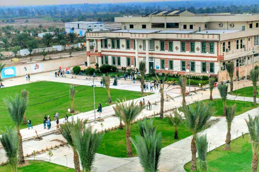 اقسام كلية المستقبل الجامعه  