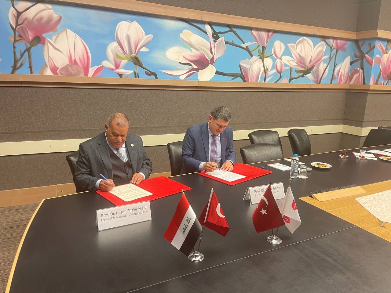 Professor Dr. Hasan Shakir Majdi, Dean of Al-Mustaqbal University College signs an Agreement of Understanding Framework for Academic Collaboration