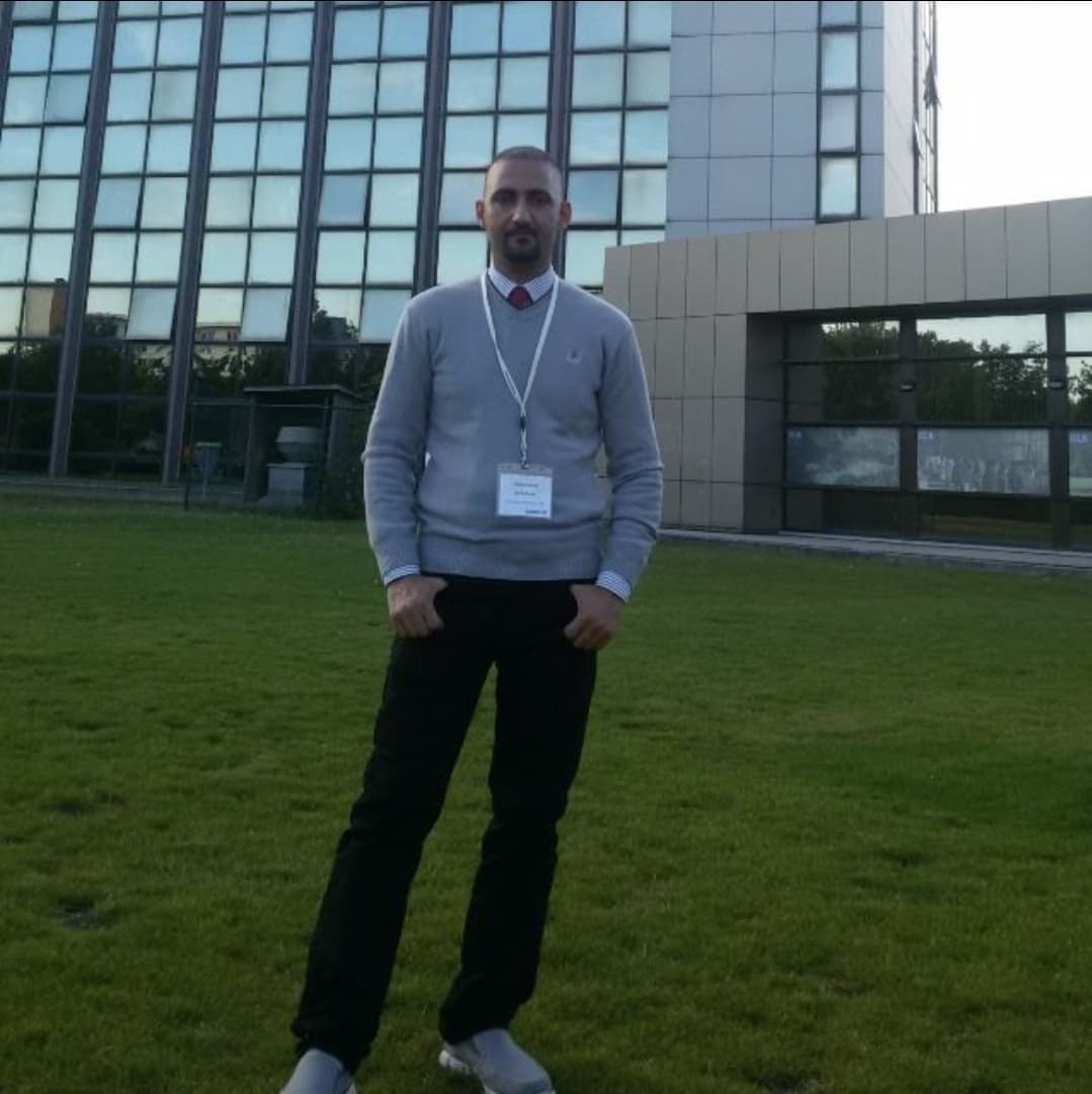 بحث علمي  مشترك لتدريسي  مع السيد عميد كلية المستقبل الجامعة ورئيس قسم هندسة تقنيات التكييف والتبريد