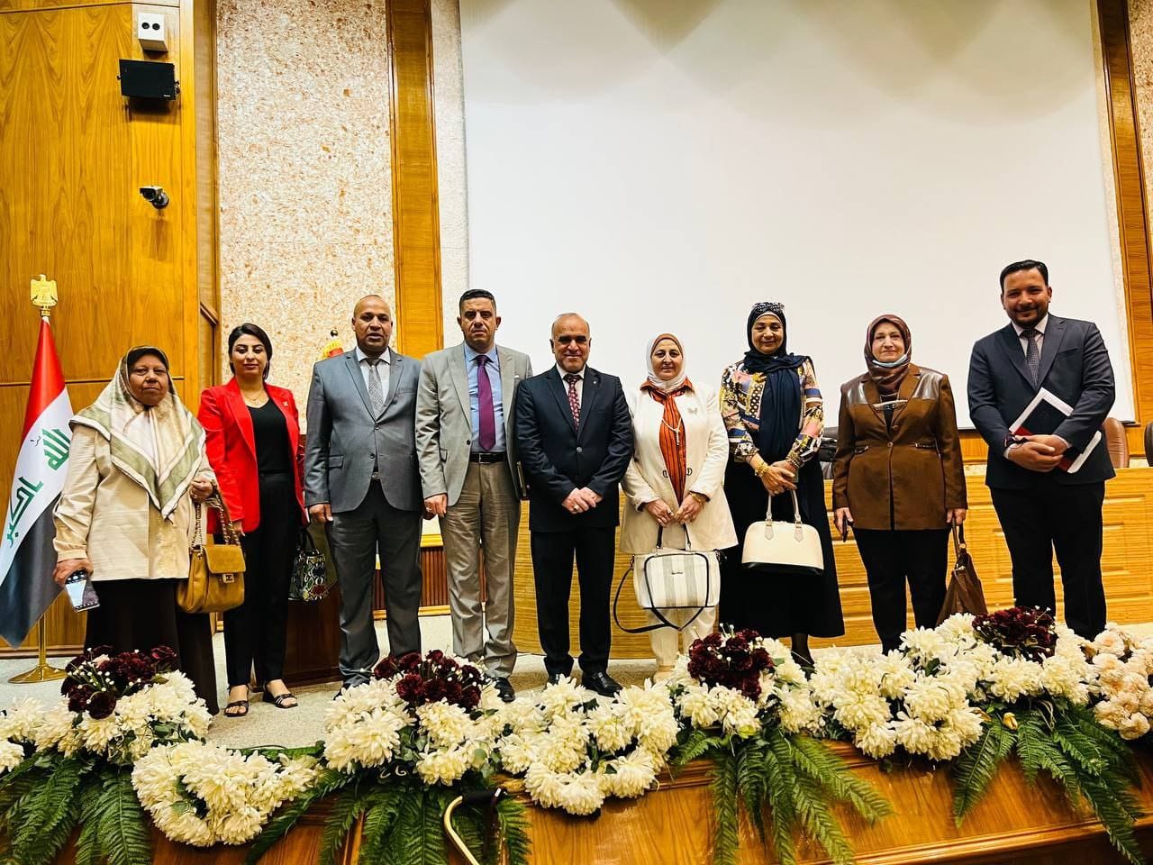 بمشاركة كلية المستقبل الجامعة وزارة التعليم العالي تناقش متطلبات الامتحان التقويمي في تخصصات طب الأسنان والصيدلة والتمريض
