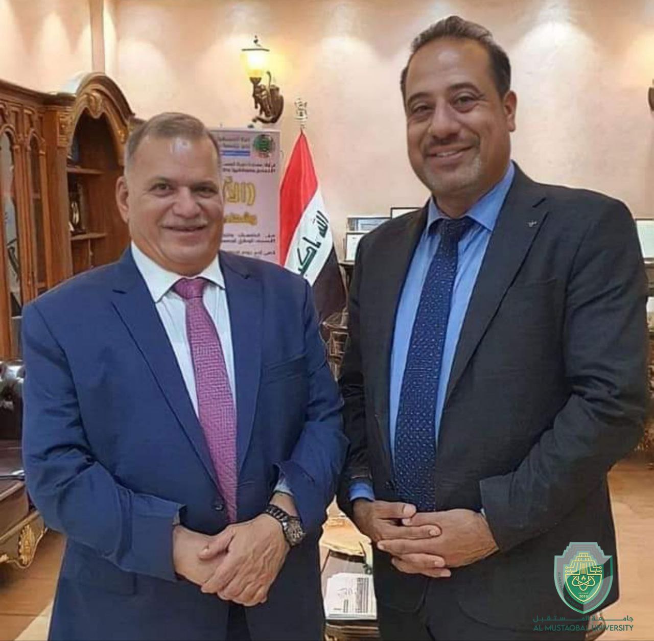 رئيس جامعة المستقبل يهنئ مجلس نقابة الأكاديميين العراقيين فرع بابل لتجديد الثقة برئيسه .