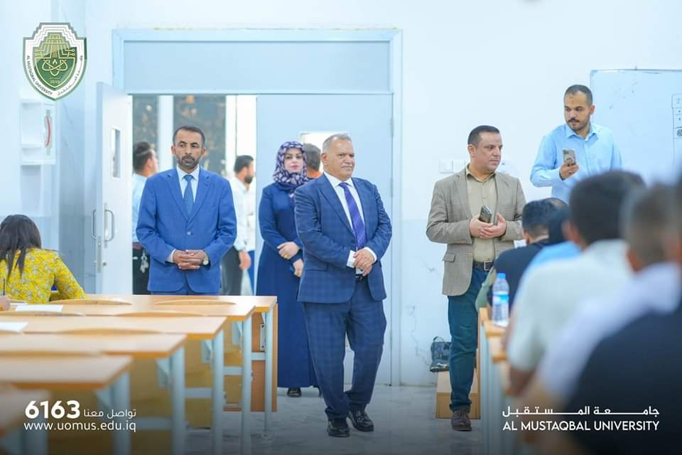 السيد رئيس جامعة المستقبل يزور كلية القانون و يجري جولة لمتابعة مجريات الامتحانات التقويمية التجريبية